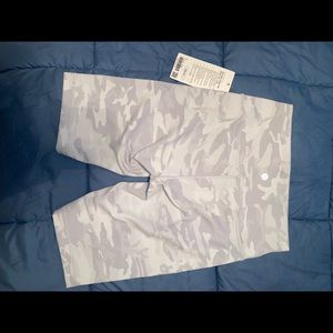 Brand new Lululemon wunder train 10in biker shorts